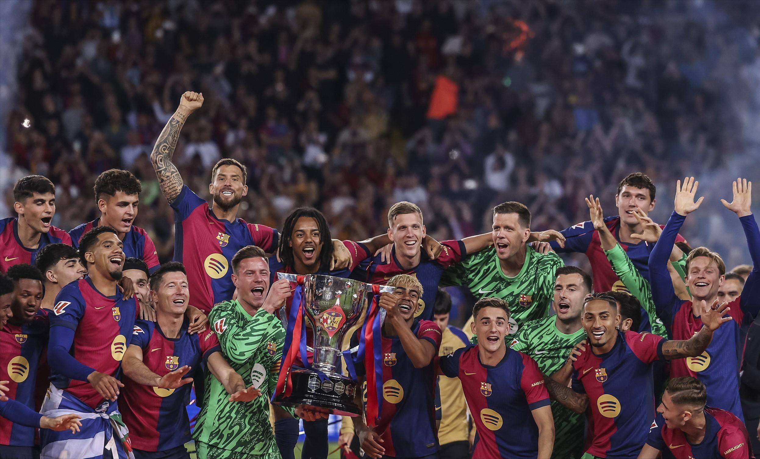 单局0-7到13-11！林诗栋、蒯曼很努力！国乒混双2-1领先德国组合（从0-7追到13-11！林诗栋／蒯曼拼劲十足，国乒混双2-1领先德国组合）