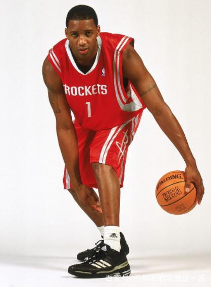 共和报：米兰正考虑冬窗签回41岁的蒂亚戈-席尔瓦（共和报：米兰酝酿冬窗签回41岁蒂亚戈-席尔瓦）