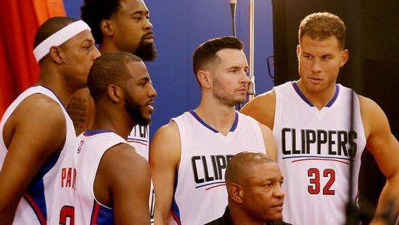 西班牙手球队公布欧洲杯35人名单 巴萨六将入选创历史新高（西班牙手球队发布欧洲杯35人初选，巴萨六将上榜创历史新高）