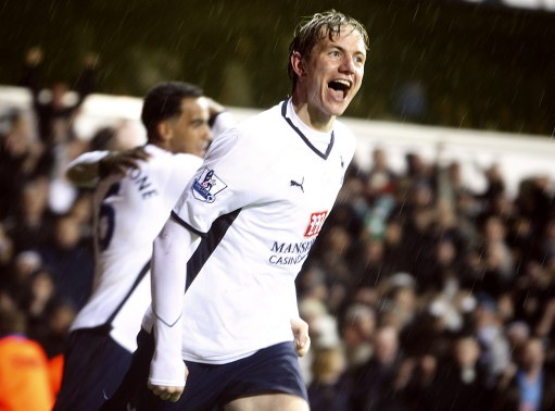 博主：萨拉赫将观看卡拉格解说曼联，俱乐部警告他的社媒动作（博主称萨拉赫将收看卡拉格解说曼联比赛，俱乐部已就其社媒行为发出警告）