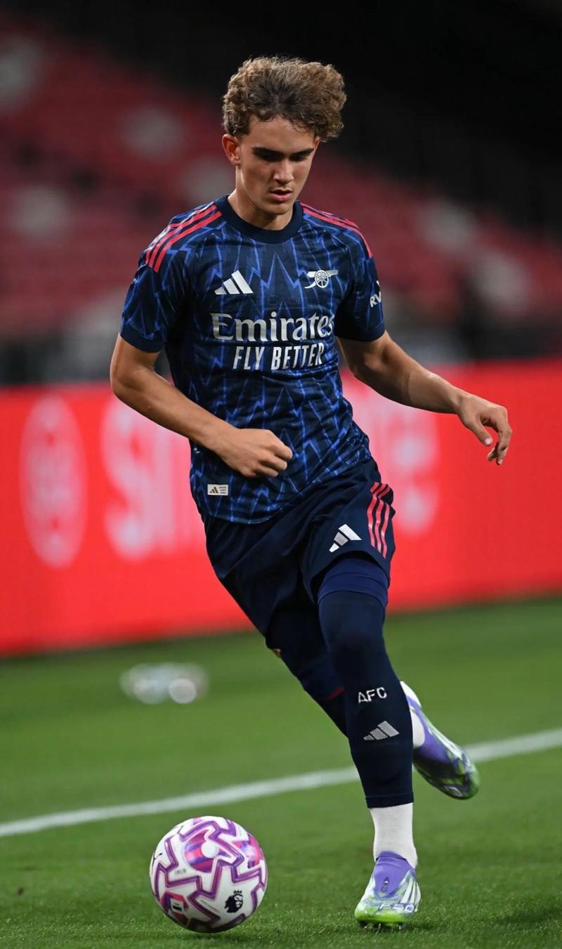 大卫-路易斯：最大遗憾是没和巴黎拿欧冠；恩里克是我的榜样（大卫-路易斯：未能随巴黎夺欧冠是我最大遗憾，恩里克是我榜样）