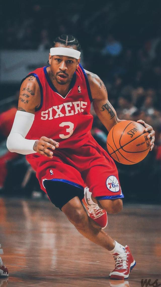 早报：皇马主场翻车，那不勒斯登意甲榜首（晨报：皇马主场失利，那不勒斯领跑意甲）