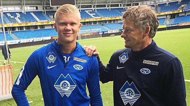 打入制胜球，达尼洛成历史首位两夺欧冠+两夺解放者杯的球员（绝杀制胜，达尼洛成史上首位欧冠与解放者杯各两夺的球员）