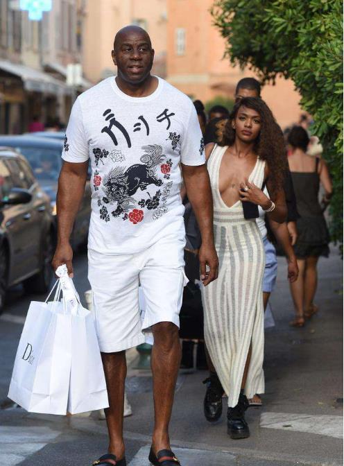 CBA：广州队打出团队篮球 击败江苏（CBA：广州队凭团队协作力克江苏）