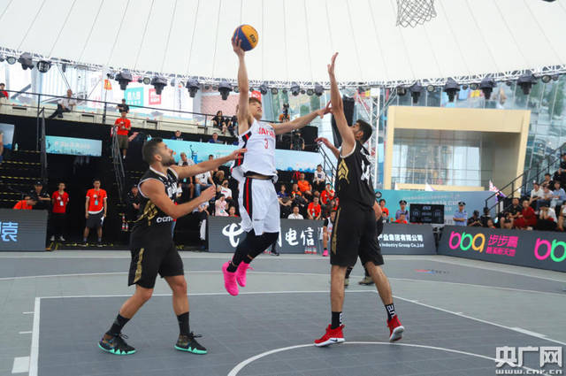 米体：罗马想冬窗租借齐尔克泽，若晋级欧冠会自动触发买断（米体：罗马冬窗寻租齐尔克泽，若晋级欧冠将自动触发买断条款）